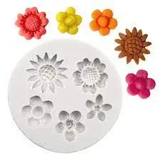 5-Piece Minnie Flower Silicone Mold Set – Versatile Baking Tool 1