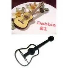 Acoustic Guitar Patchwork-Style Cookie Cutter 1