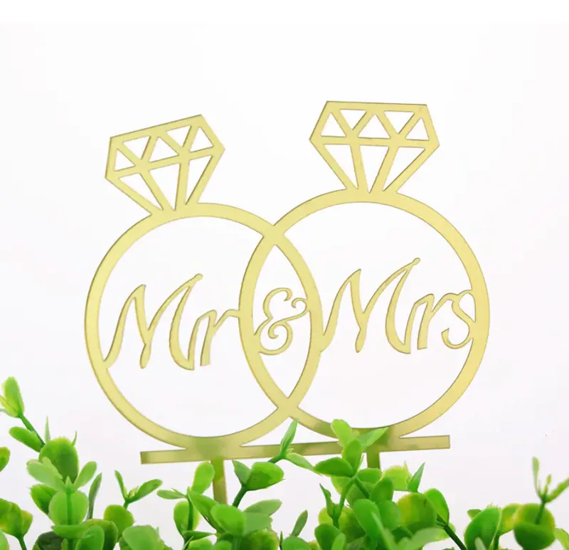 Acrylic Mr & Mrs Wedding Cake Topper With Modern Design 1