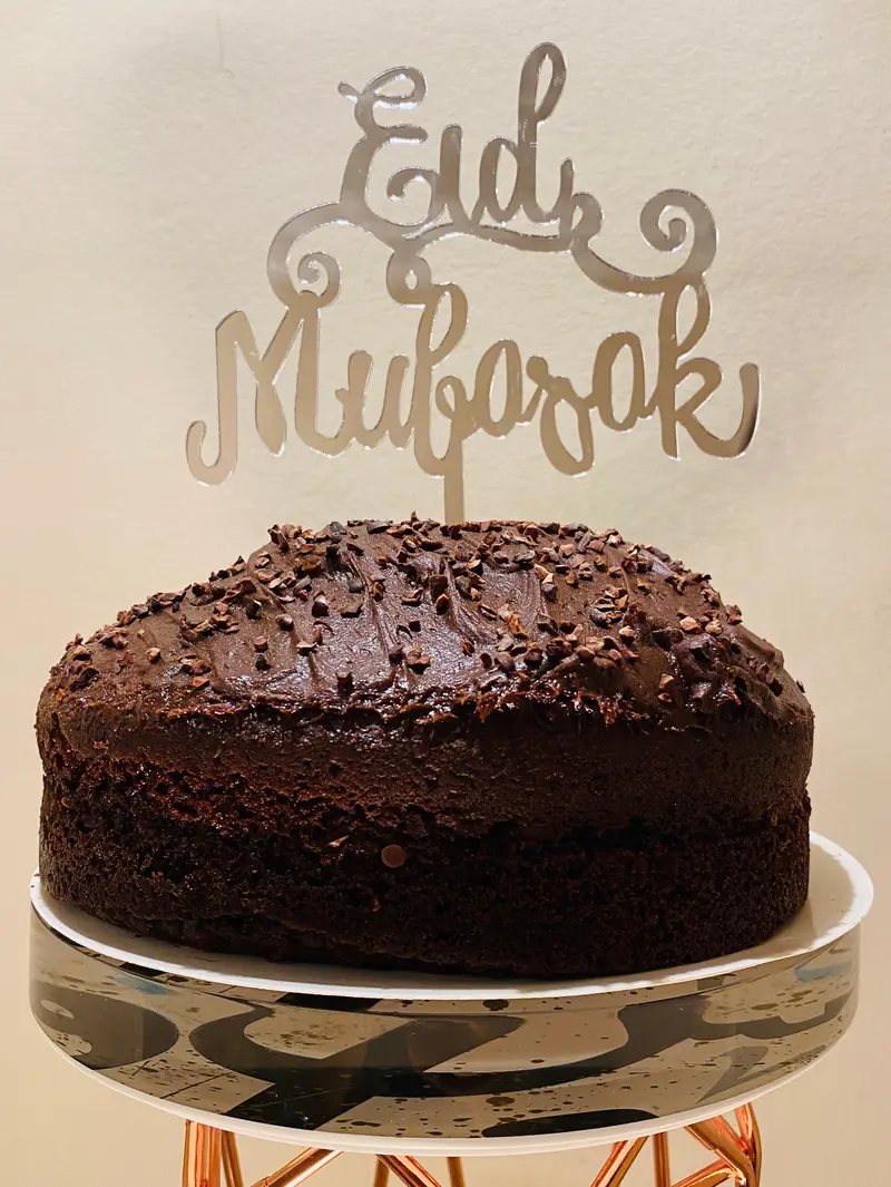 Classic Metallic Eid Mubarak Topper – Elegant Arabic Lettering 1