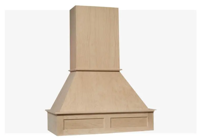 Craftsman-Inspired Straight Range Hood With Clean Lines 1