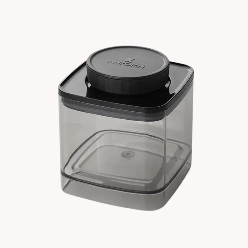 Everlock Turn & Lock Airtight Food Container – 0.6L 1