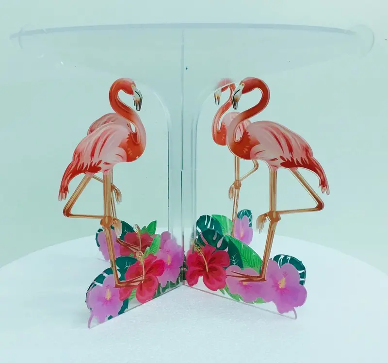 Flamingo-Shaped Acrylic Cake Display Stand 1