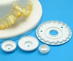 Garrett Vintage Frill Edge Cookie Cutter Set 1
