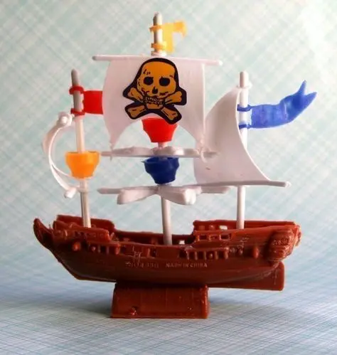 Pirate-Themed Cake Topper Set – 4-Piece Ship & Character Collection 1