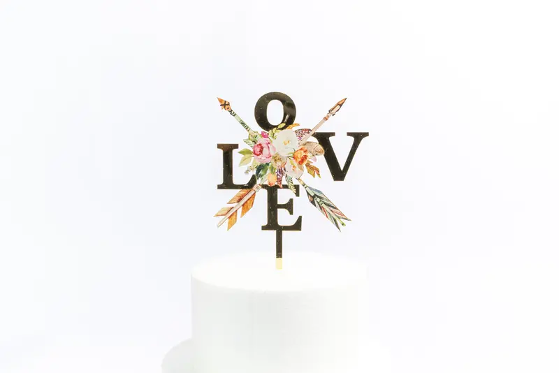 Romantic Love Bouquet Acrylic Cake Topper 1