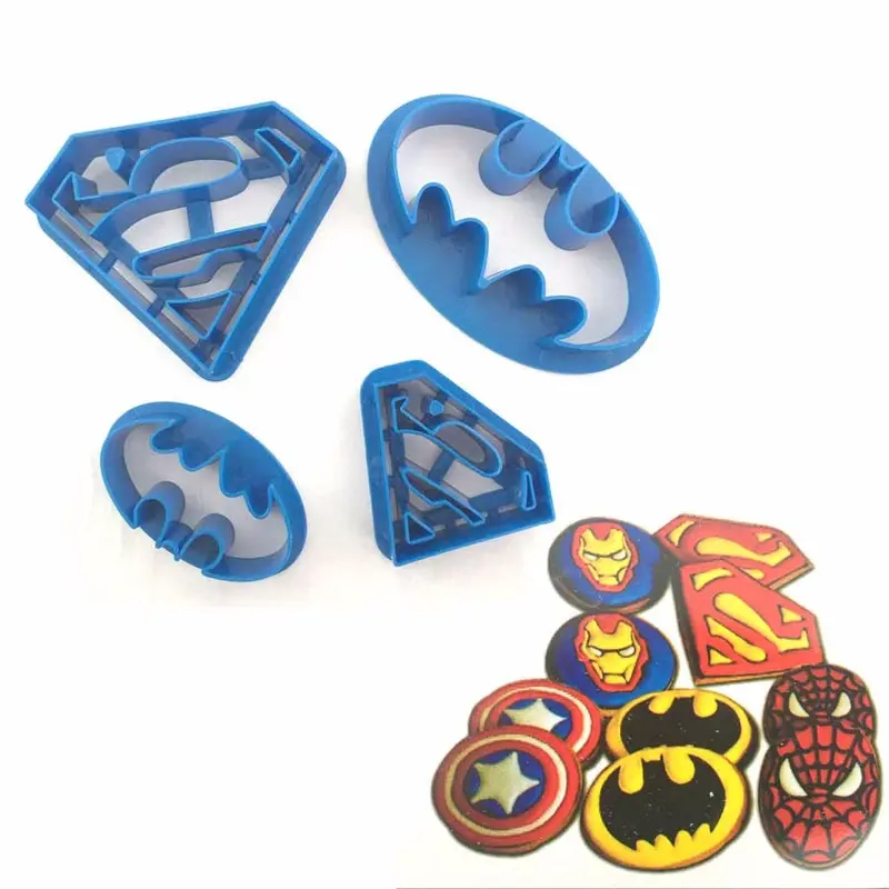 Superhero-Themed Cookie Cutter Set – Batman, Superman & More (4-Piece) 1