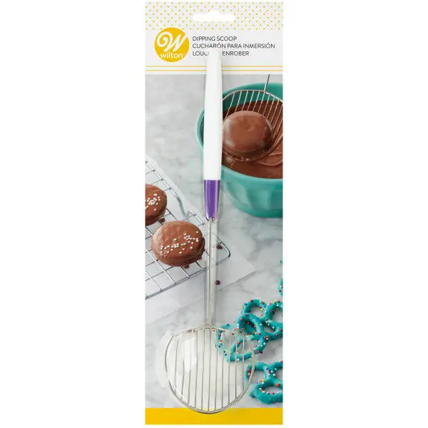 Wilton Ergonomic Dipping Scoop For Candy Melts 1