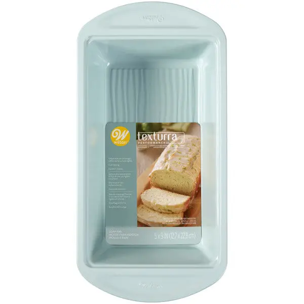 Wilton Texturra 9X5-Inch Non-Stick Loaf Pan 1